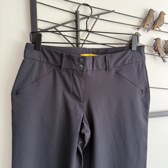 Lole Womens Black Travel Pants Sz 8 Nano Carbon Light Flare Leg UPF 50 Stretch - Picture 3 of 16